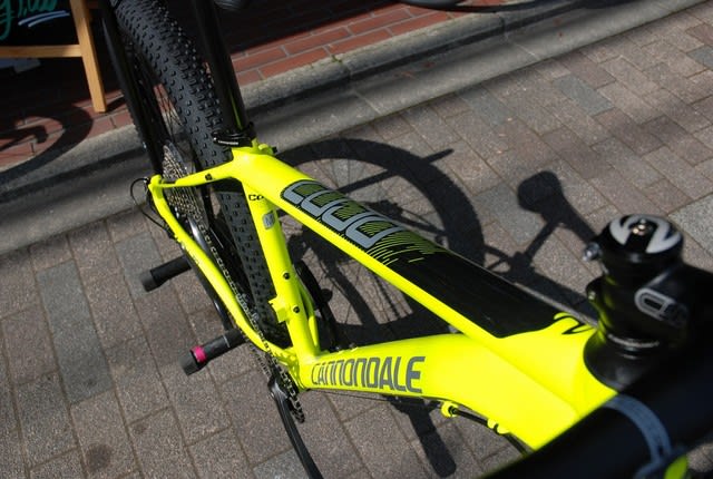 オススメ入門セミファットバイク CANNONDALE CUJOシリーズ揃ってます